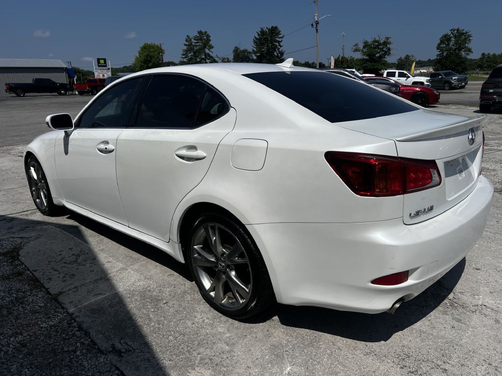 2009 Lexus IS Image 4