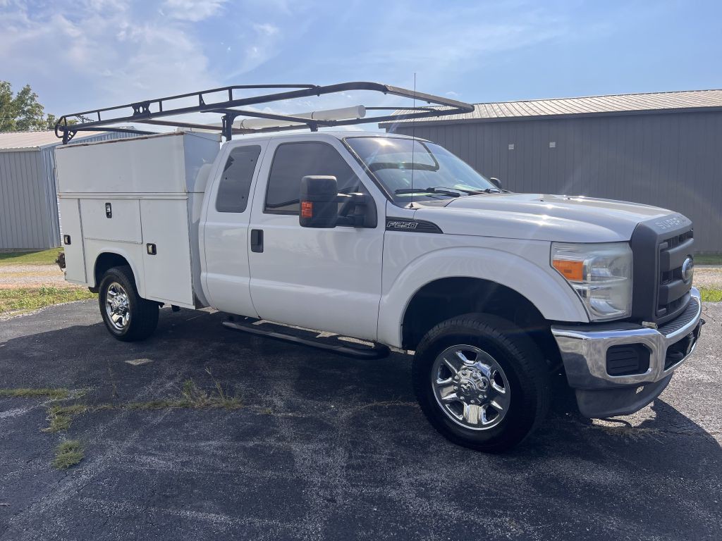2012 Ford F-250 Image 2