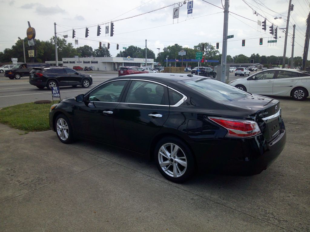 2015 Nissan Altima Image 7