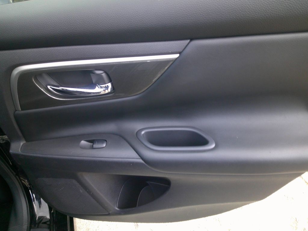 2015 Nissan Altima Image 14