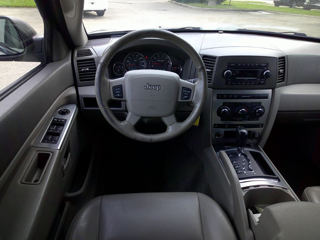 2007 Jeep Grand Cherokee Image 16