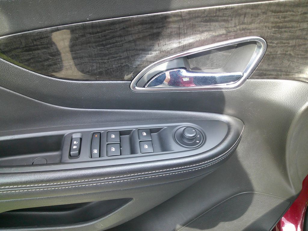 2015 Buick Enclave Image 17