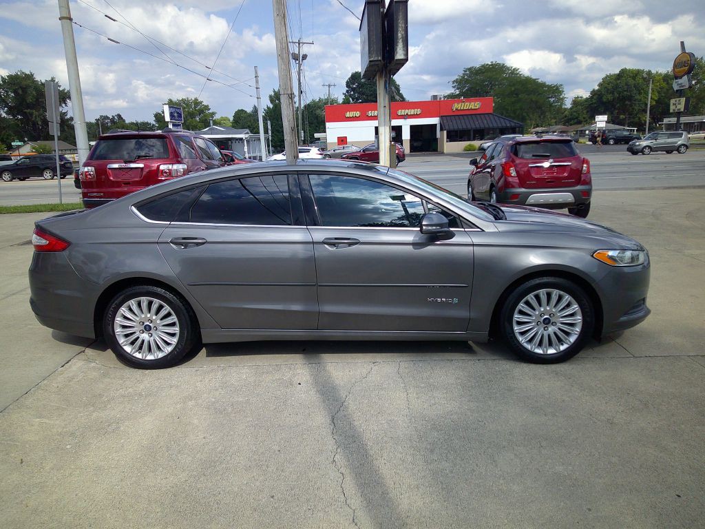 2013 Ford Fusion Image 1