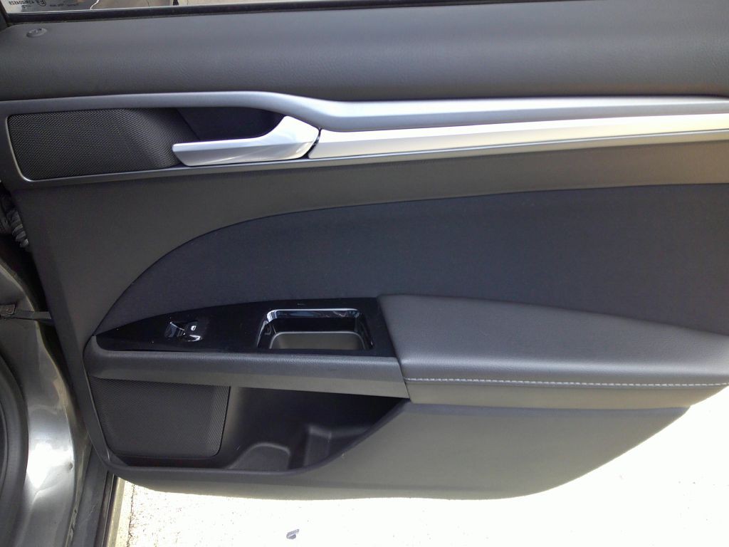 2013 Ford Fusion Image 13