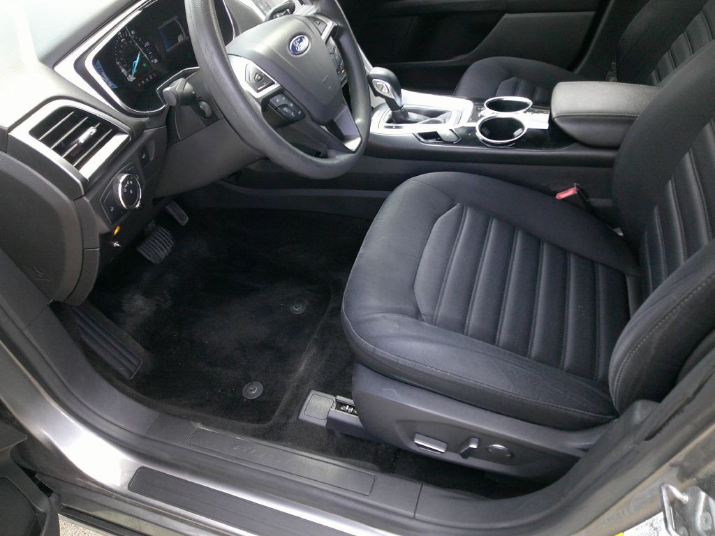 2013 Ford Fusion Image 17