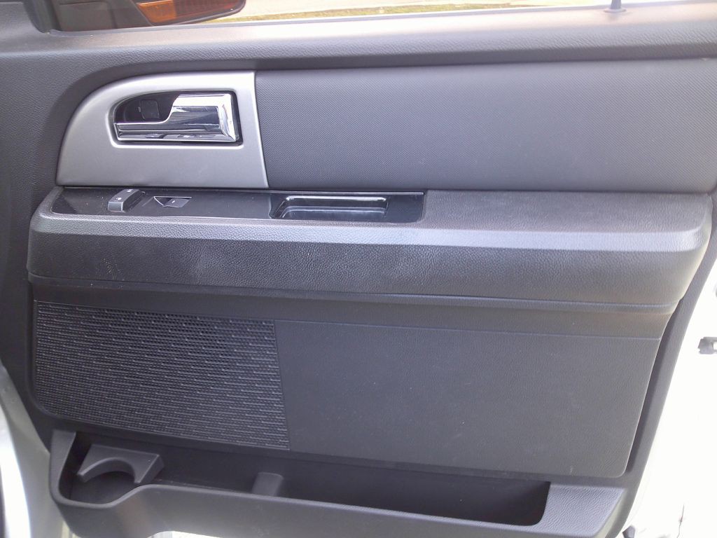 2012 Ford Expedition Image 11