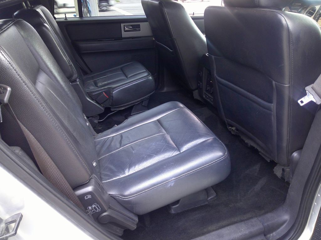 2012 Ford Expedition Image 12
