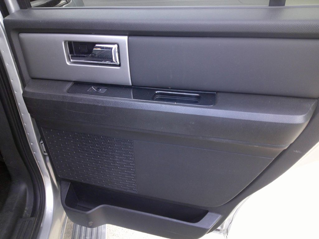 2012 Ford Expedition Image 13