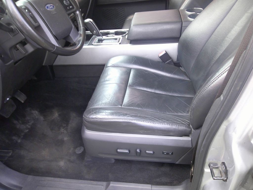 2012 Ford Expedition Image 18