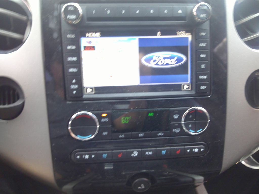 2012 Ford Expedition Image 24