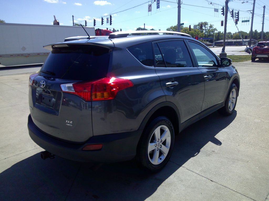 2014 Toyota Rav4 Image 9
