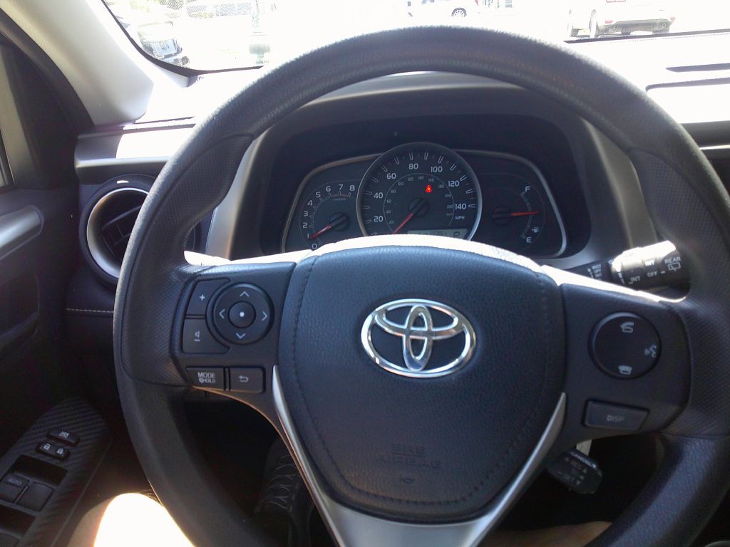 2014 Toyota Rav4 Image 27