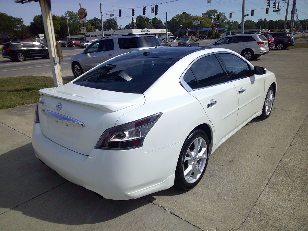 2014 Nissan Maxima Image 8