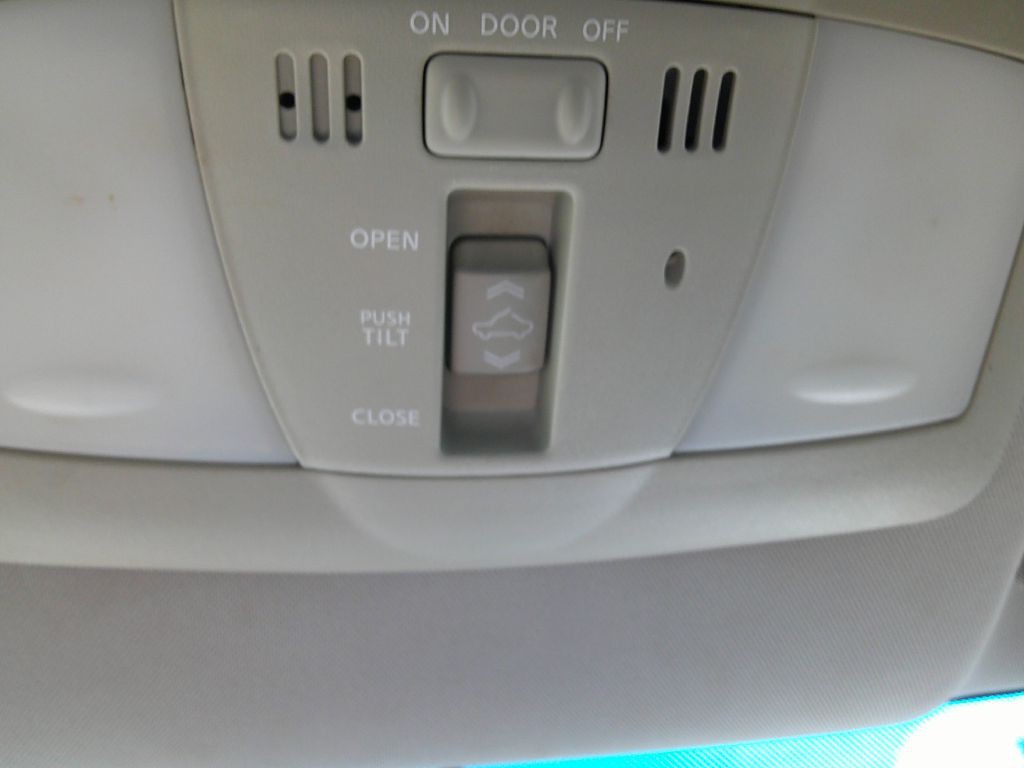2014 Nissan Maxima Image 25