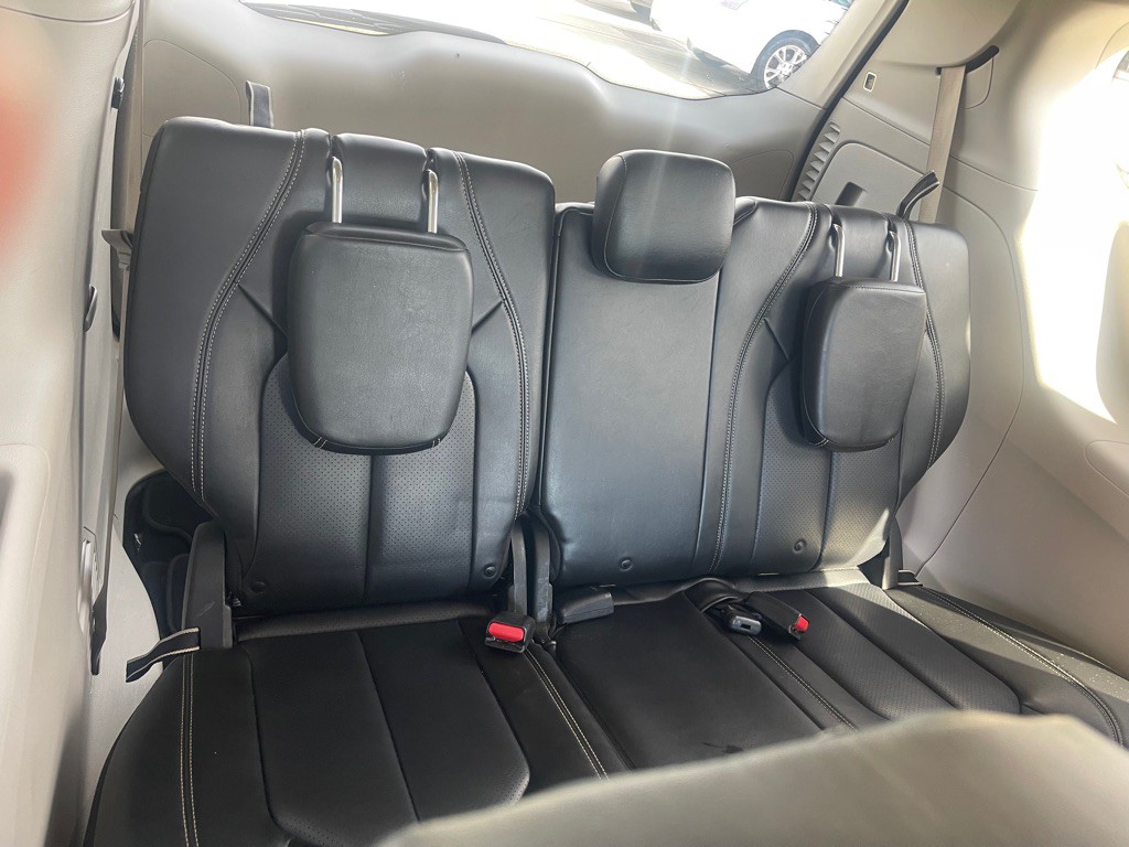 2020 Chrysler Voyager Image 12