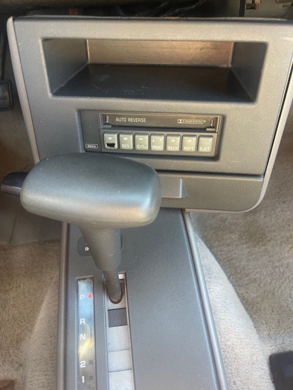 1993 Pontiac Sunbird Image 18