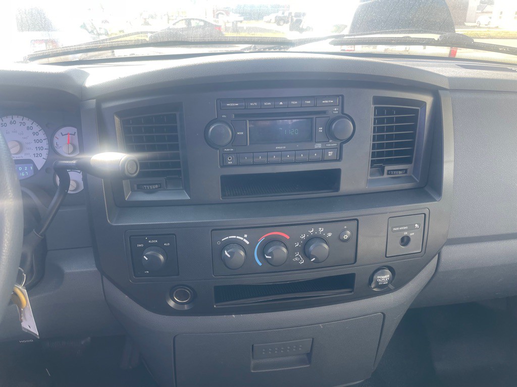 2007 Dodge Ram 1500 Image 11