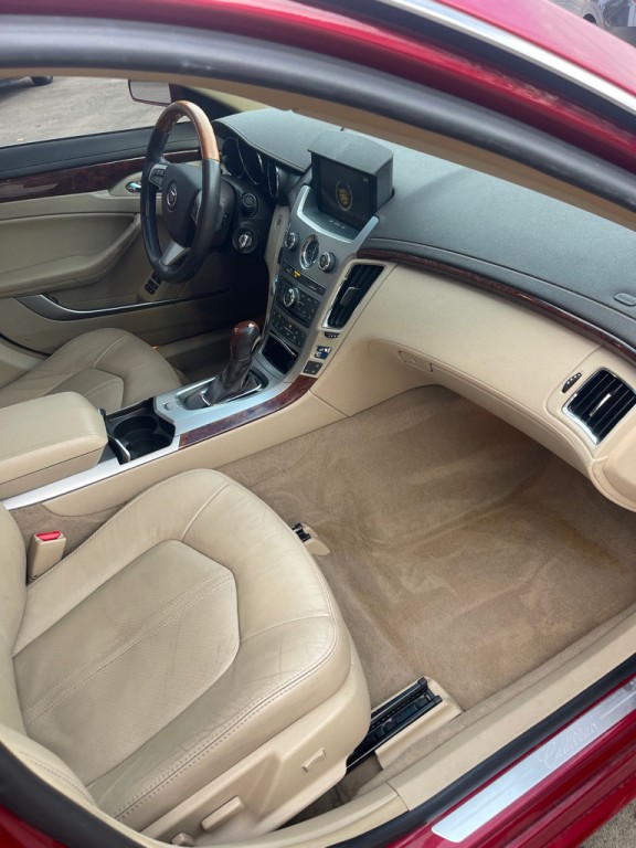 2011 Cadillac CTS Image 10