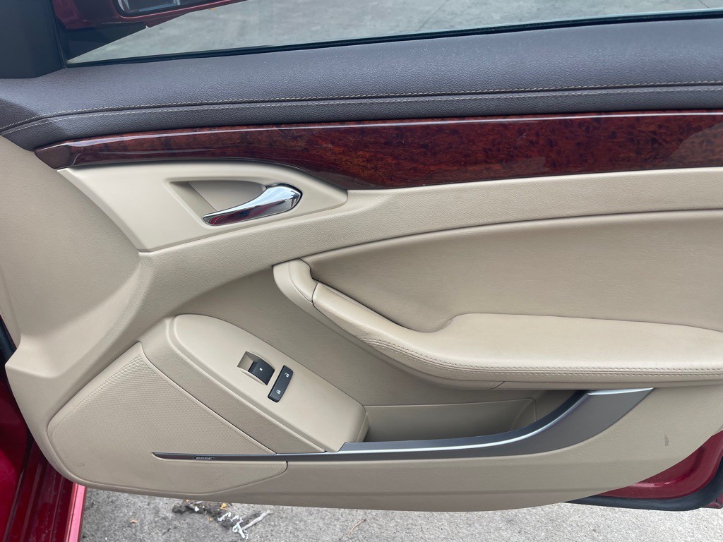 2011 Cadillac CTS Image 11