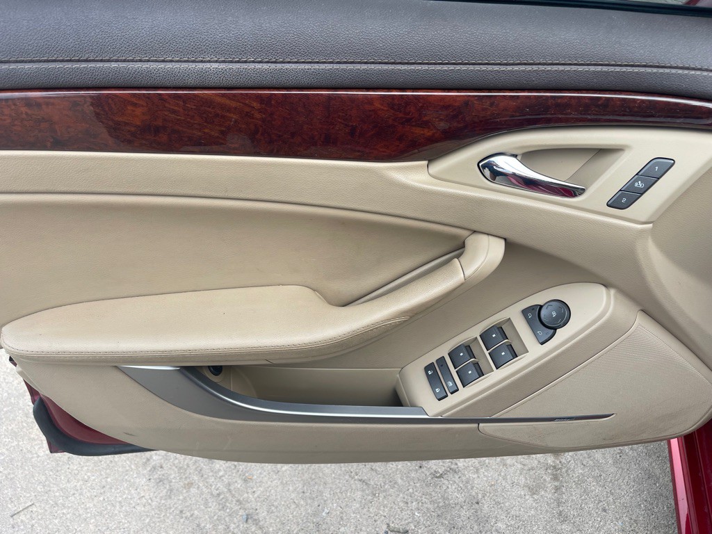 2011 Cadillac CTS Image 17