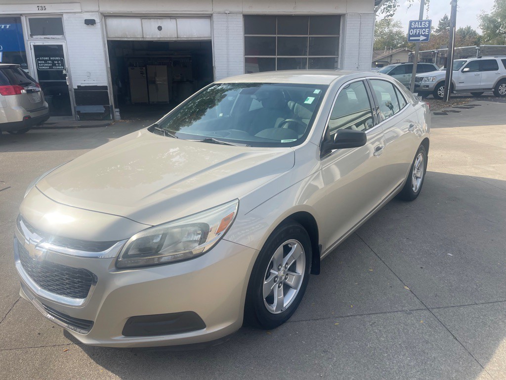 2015 Chevrolet Malibu Image 3