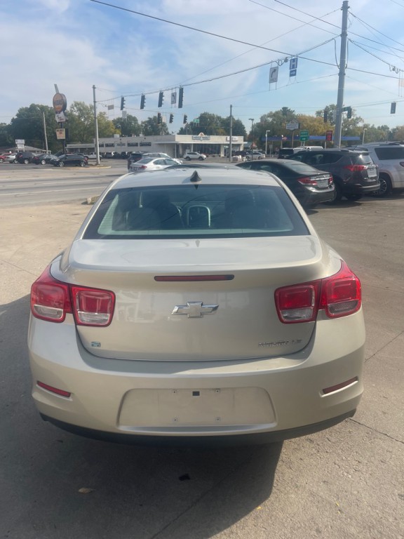 2015 Chevrolet Malibu Image 6