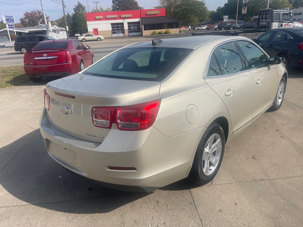 2015 Chevrolet Malibu Image 7