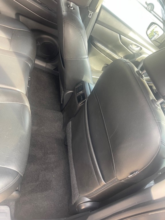 2016 Nissan Rogue Image 13