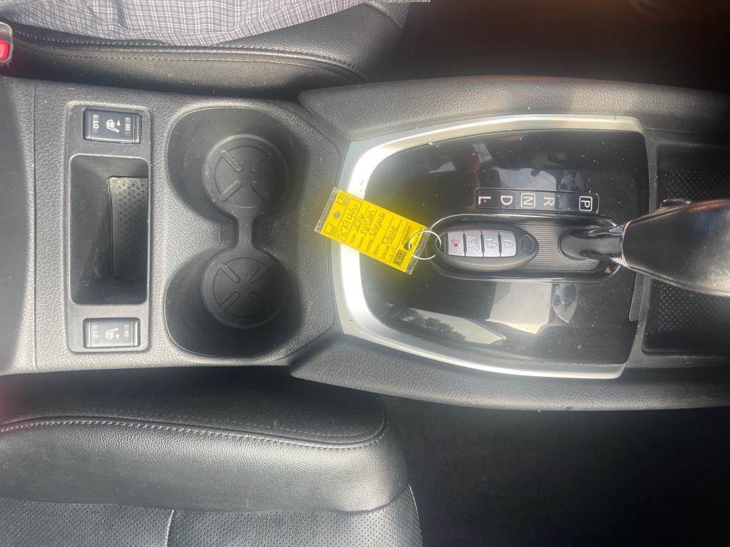 2016 Nissan Rogue Image 23