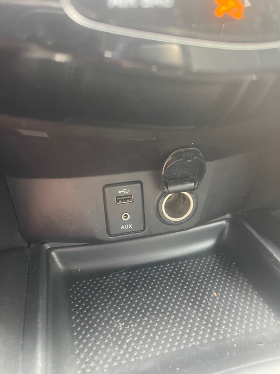 2016 Nissan Rogue Image 24