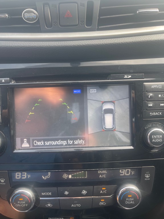 2016 Nissan Rogue Image 26