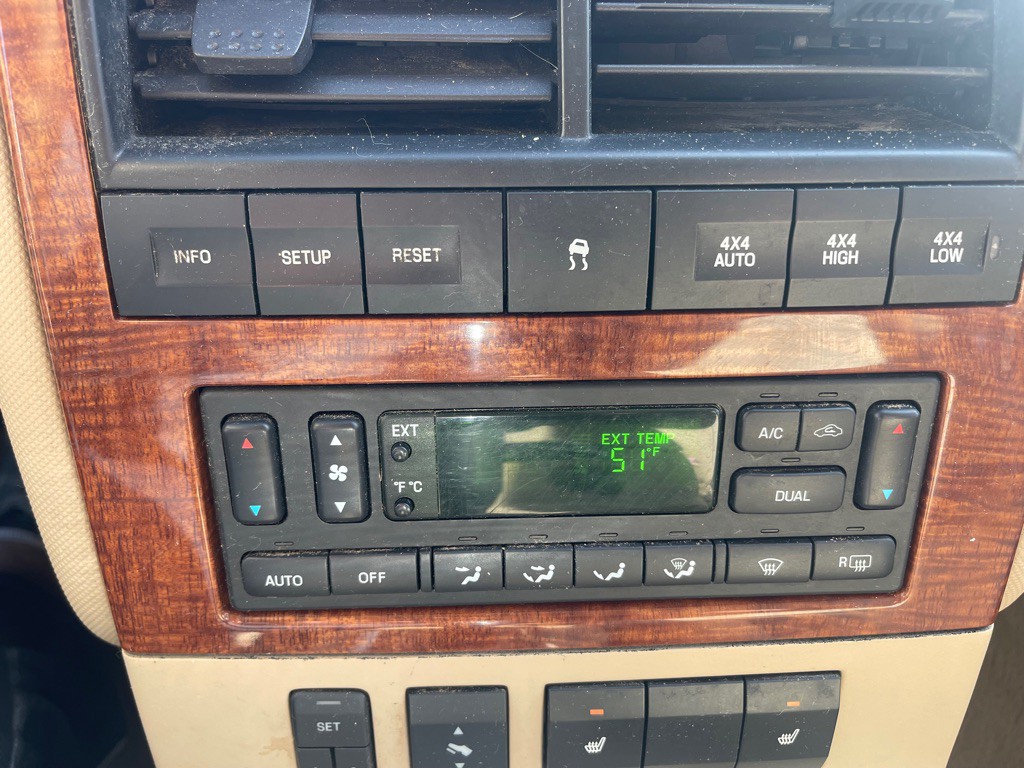 2006 Ford Explorer Image 22