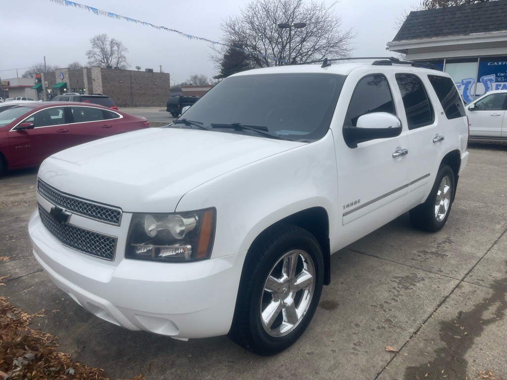 2011 Chevrolet Tahoe Image 4