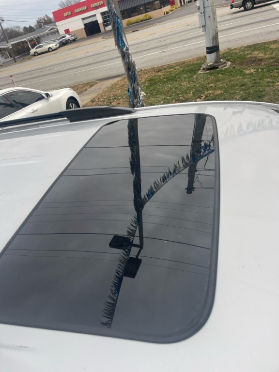 2011 Toyota Highlander Image 8