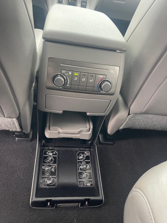2011 Toyota Highlander Image 15