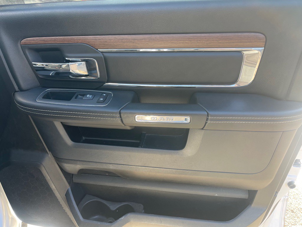 2015 RAM 1500 Image 12
