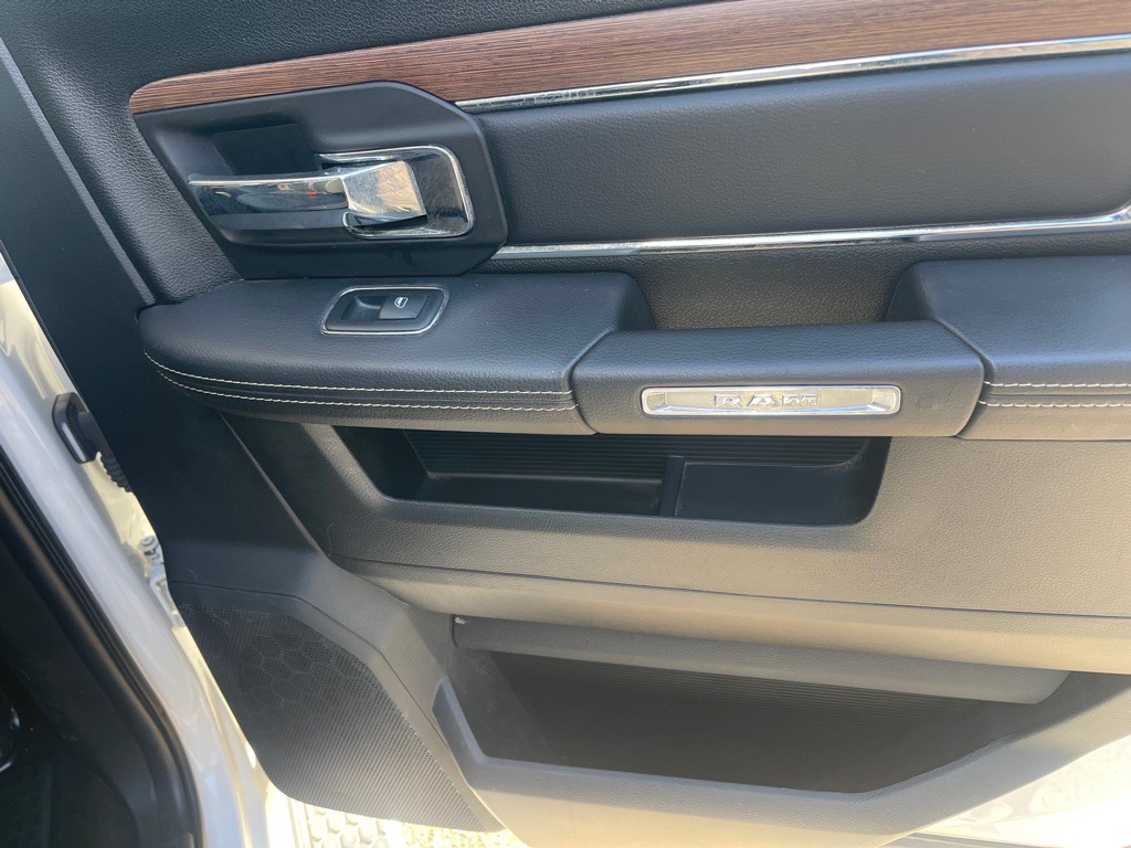2015 RAM 1500 Image 14