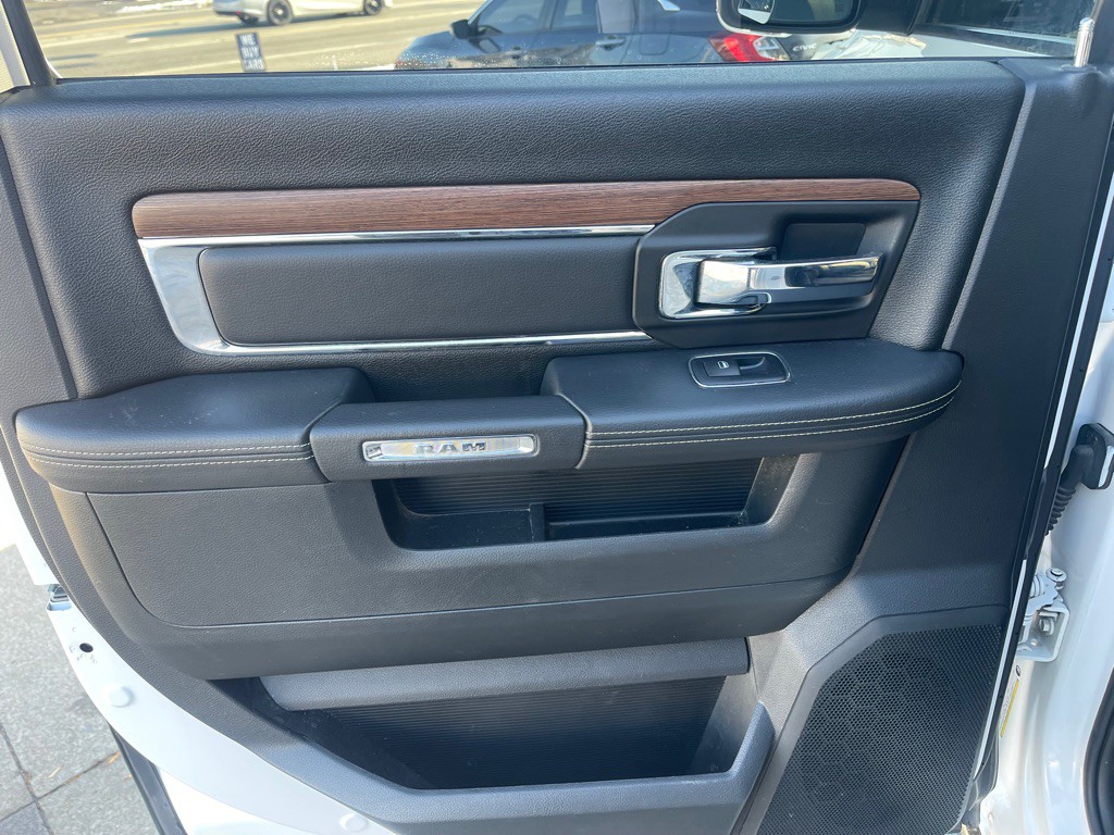 2015 RAM 1500 Image 17