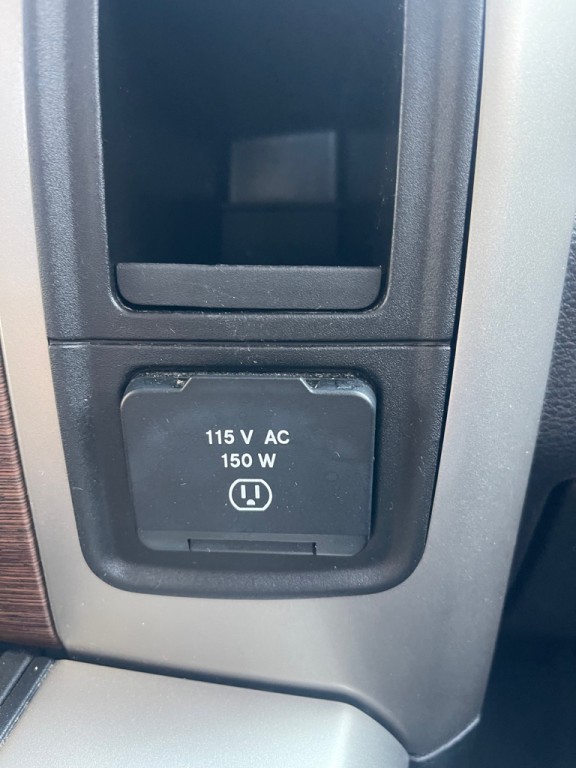 2015 RAM 1500 Image 33
