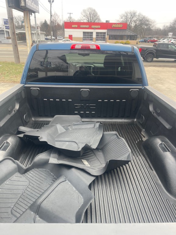 2018 GMC Sierra Image 8