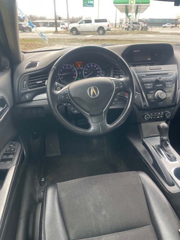 2013 Acura ILX Image 16
