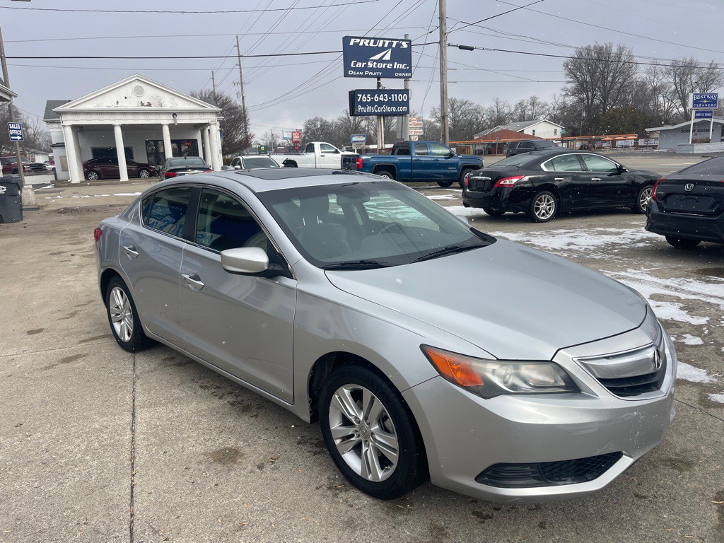 2013 Acura ILX Image 1