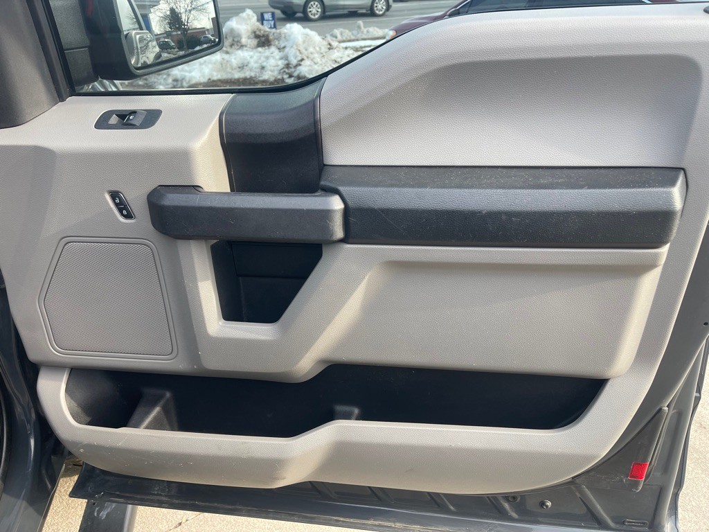 2016 Ford F-150 Image 11