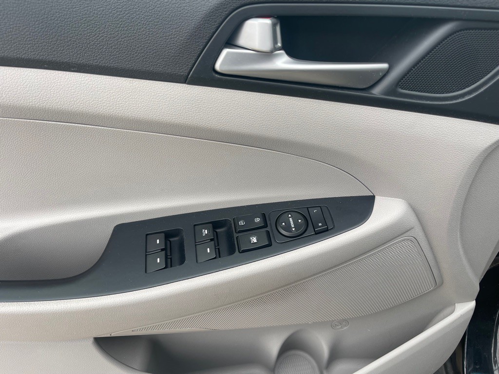 2019 Hyundai Tucson Image 16