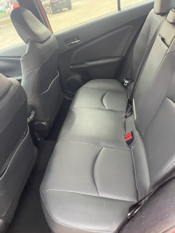 2019 Toyota Prius Image 12