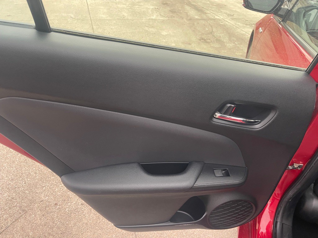 2019 Toyota Prius Image 13