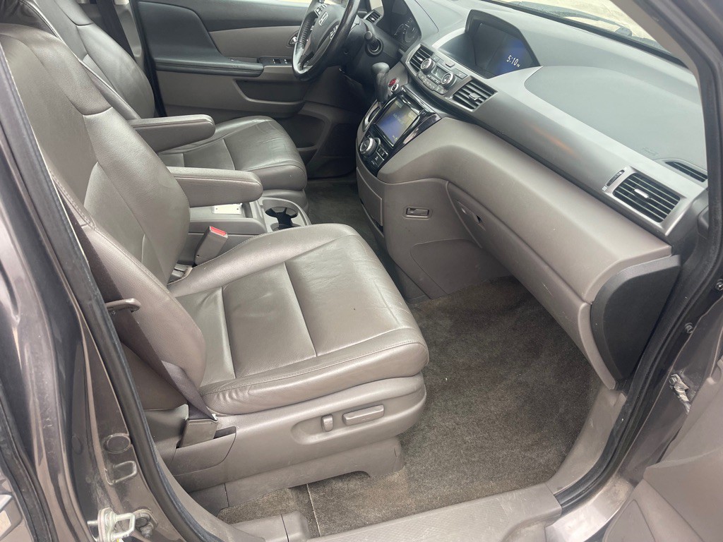 2014 Honda Odyssey Image 9