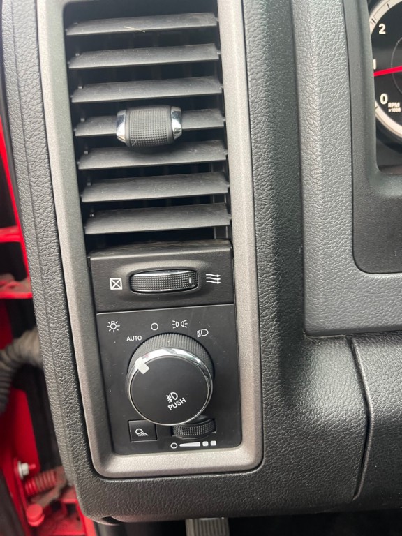 2014 RAM 1500 Image 20