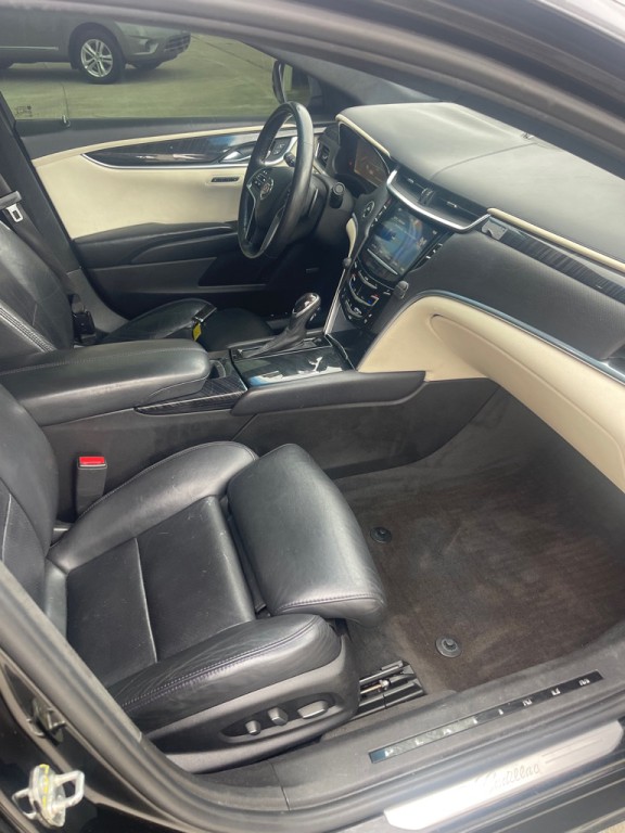 2014 Cadillac XTS Image 10