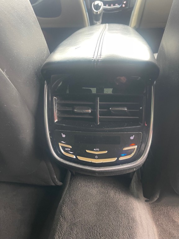 2014 Cadillac XTS Image 13